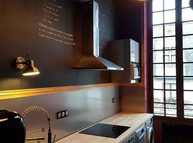 Particulier Robin Quantin Apartment Tours